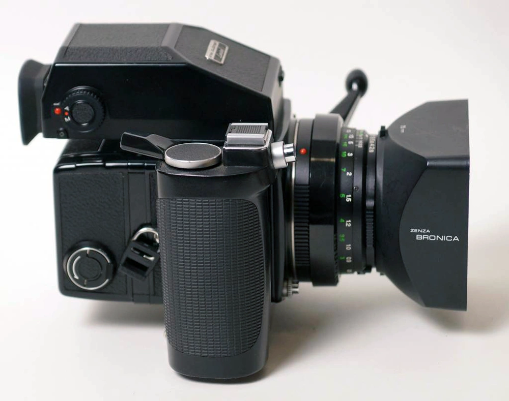 Bronica ETRS Clubman edition