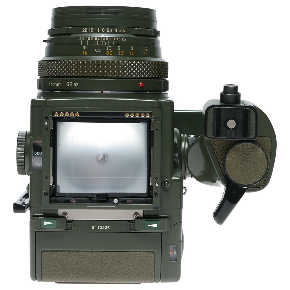Bronica ETRS Mk-II Safari edition