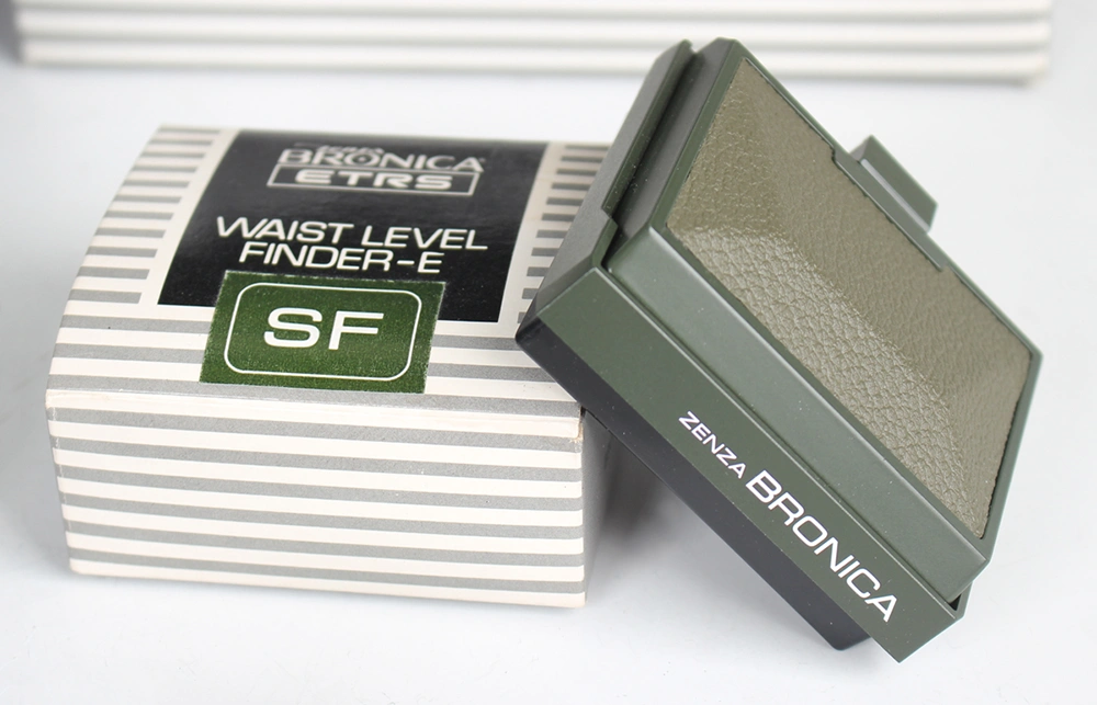 Bronica Waist Level Finder-E Safari edition